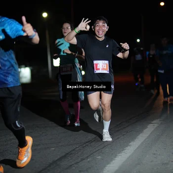 Runner Photo 4504033
