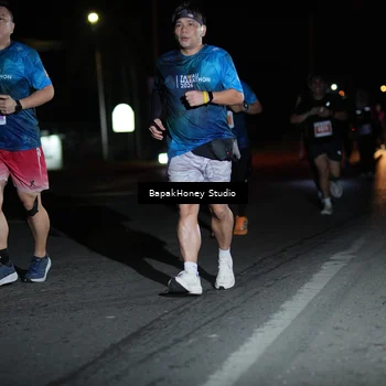 Runner Photo 4504039