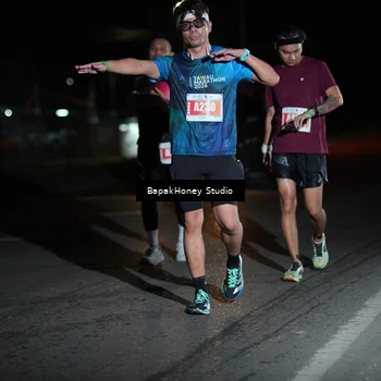Runner Photo 4504100