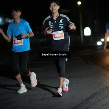 Runner Photo 4504105