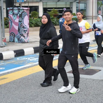 Runner Photo 4504107