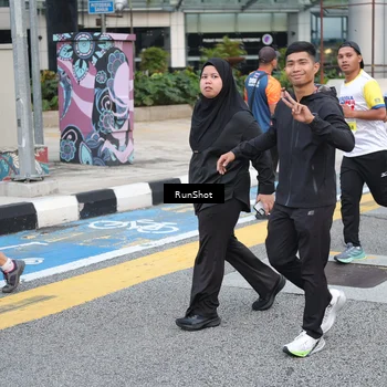 Runner Photo 4504109