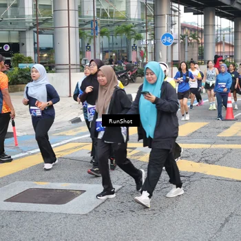 Runner Photo 4504169