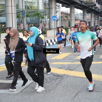 Runner Photo 4504173