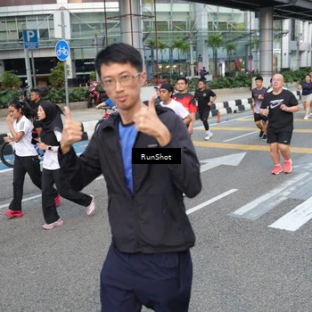 Runner Photo 4504214