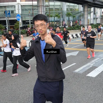 Runner Photo 4504262