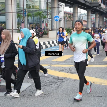 Runner Photo 4504269