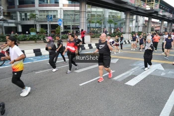 Runner Photo 4504290