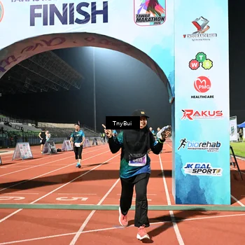 Runner Photo 4504312