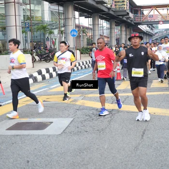 Runner Photo 4504327