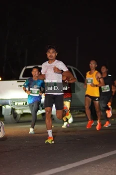Runner Photo 4504395
