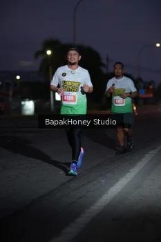 Runner Photo 4504431