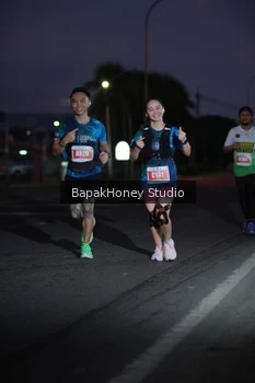 Runner Photo 4504440