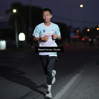 Runner Photo 4504445