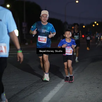 Runner Photo 4504479