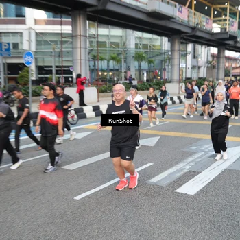 Runner Photo 4504502