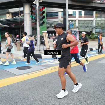 Runner Photo 4504582