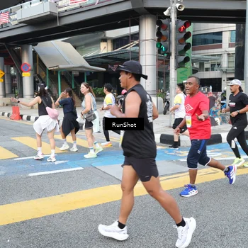 Runner Photo 4504585
