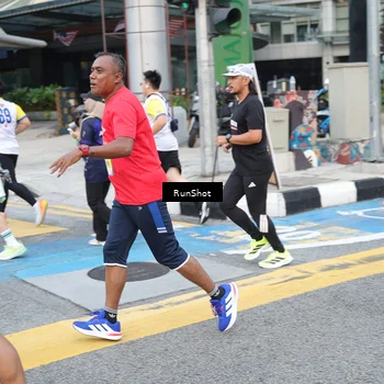 Runner Photo 4504668