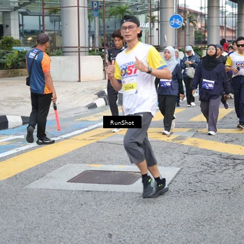 Runner Photo 4504700