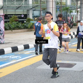 Runner Photo 4504741