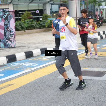 Runner Photo 4504771