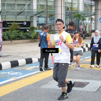 Runner Photo 4504801