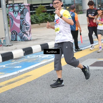 Runner Photo 4504812