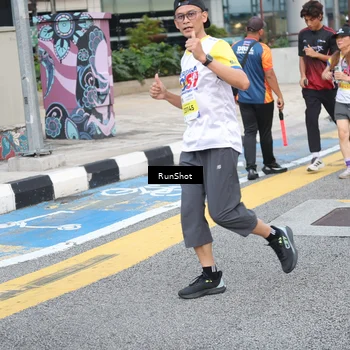 Runner Photo 4504825