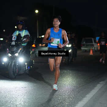 Runner Photo 4504835