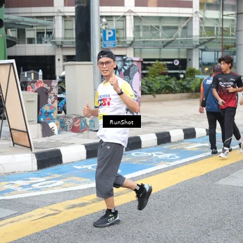 Runner Photo 4504878