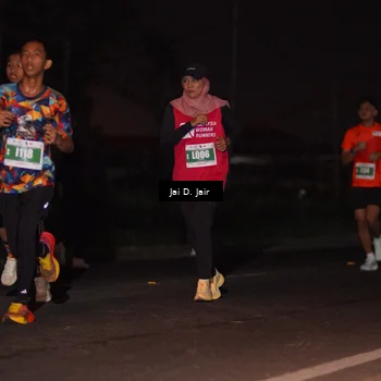 Runner Photo 4504999