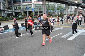 Runner Photo 4505020