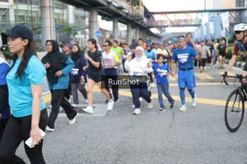 Runner Photo 4505037