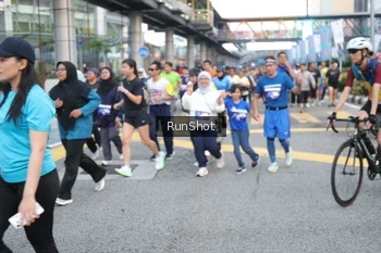 Runner Photo 4505049
