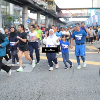 Runner Photo 4505054