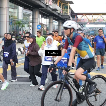 Runner Photo 4505082