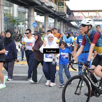 Runner Photo 4505097