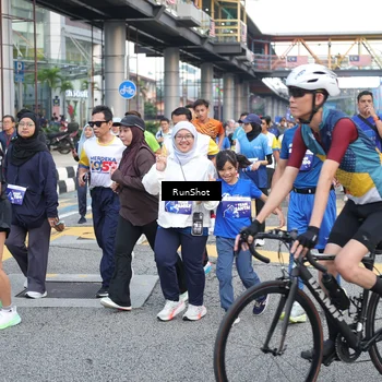 Runner Photo 4505111