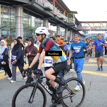 Runner Photo 4505138