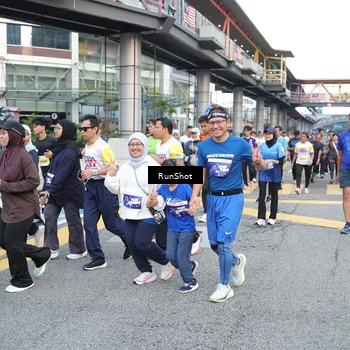 Runner Photo 4505155