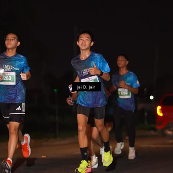 Runner Photo 4505168