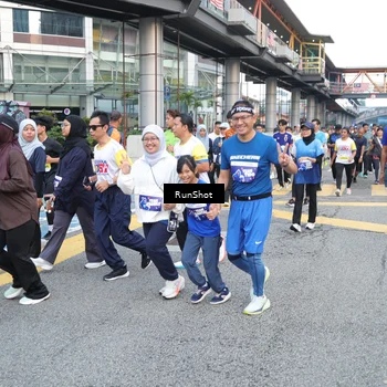 Runner Photo 4505172