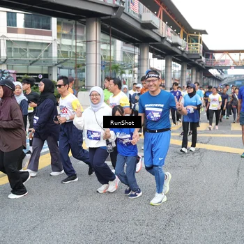 Runner Photo 4505178