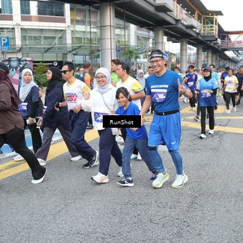 Runner Photo 4505275