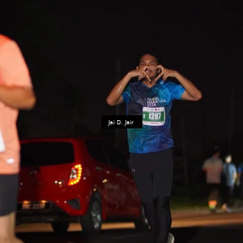 Runner Photo 4505300