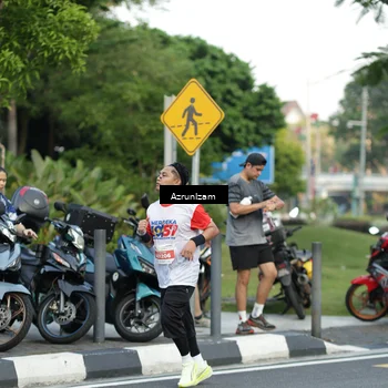 Runner Photo 4505303