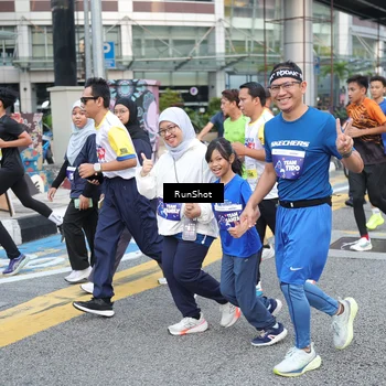 Runner Photo 4505360