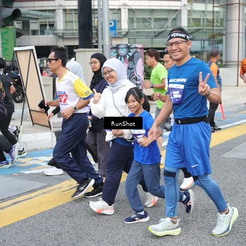 Runner Photo 4505378