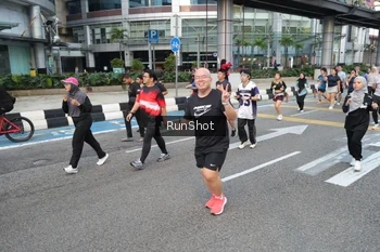 Runner Photo 4505388